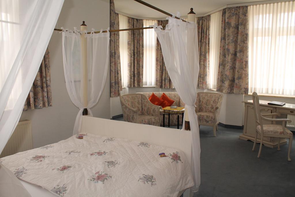 Hotel Fuersteneck Bernburg Eksteriør bilde