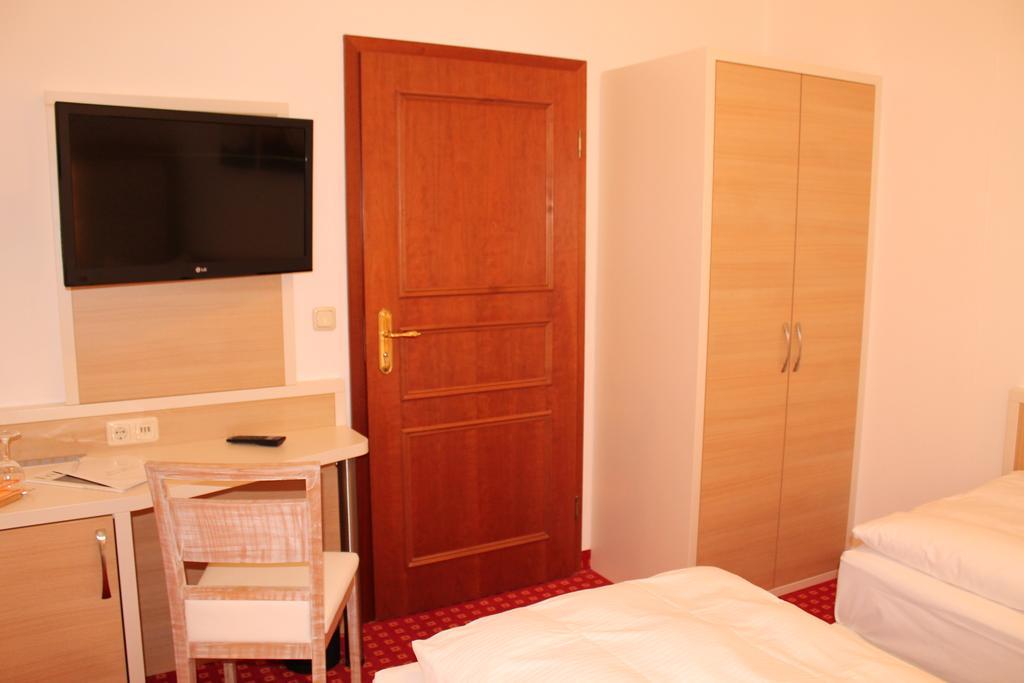 Hotel Fuersteneck Bernburg Eksteriør bilde
