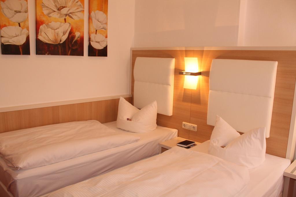 Hotel Fuersteneck Bernburg Eksteriør bilde