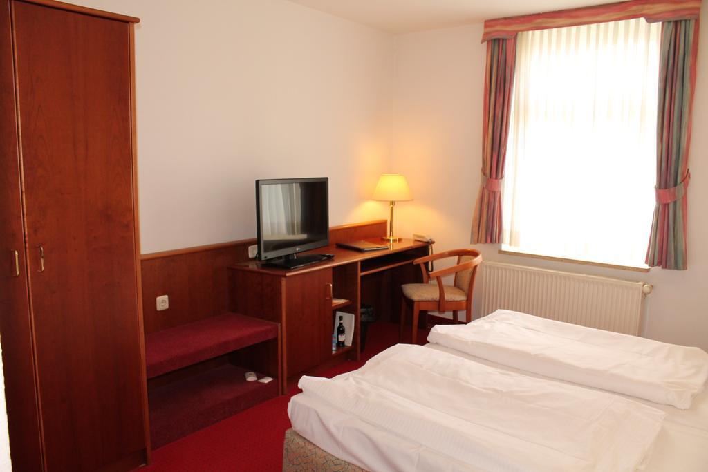 Hotel Fuersteneck Bernburg Rom bilde