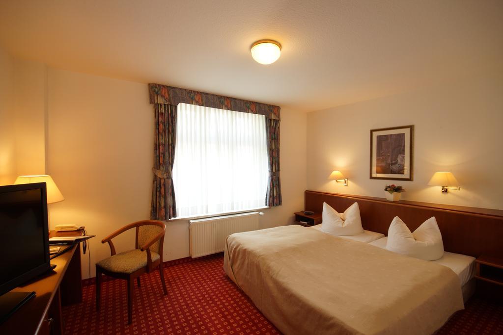 Hotel Fuersteneck Bernburg Eksteriør bilde